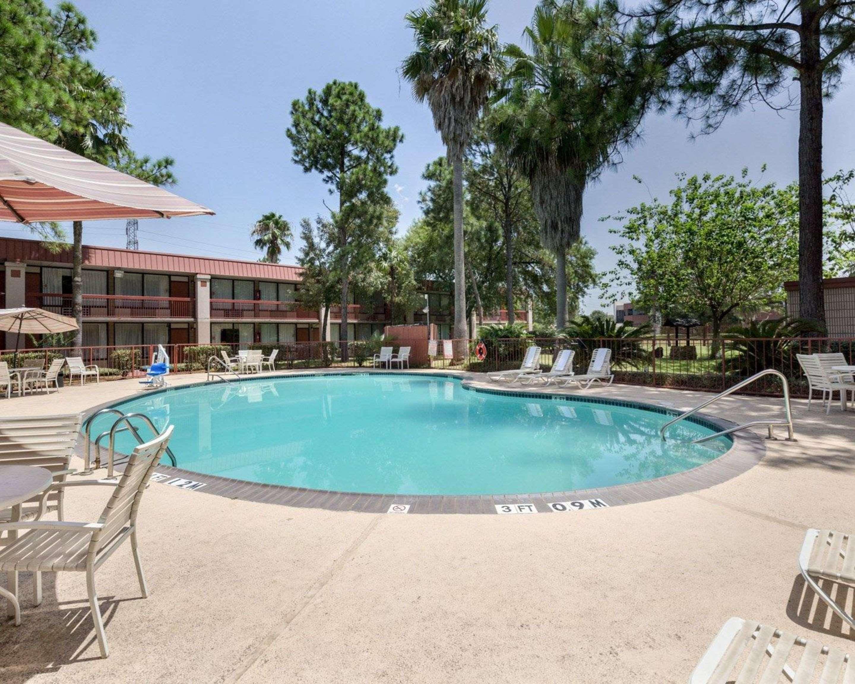 Greentree Hotel & Extended Stay I-10 Fwy Houston, Channelview, Baytown Екстер'єр фото
